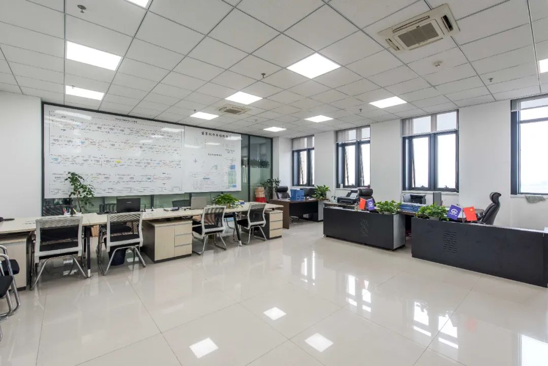 1590046984136053.jpg 1590046984136053.jpg